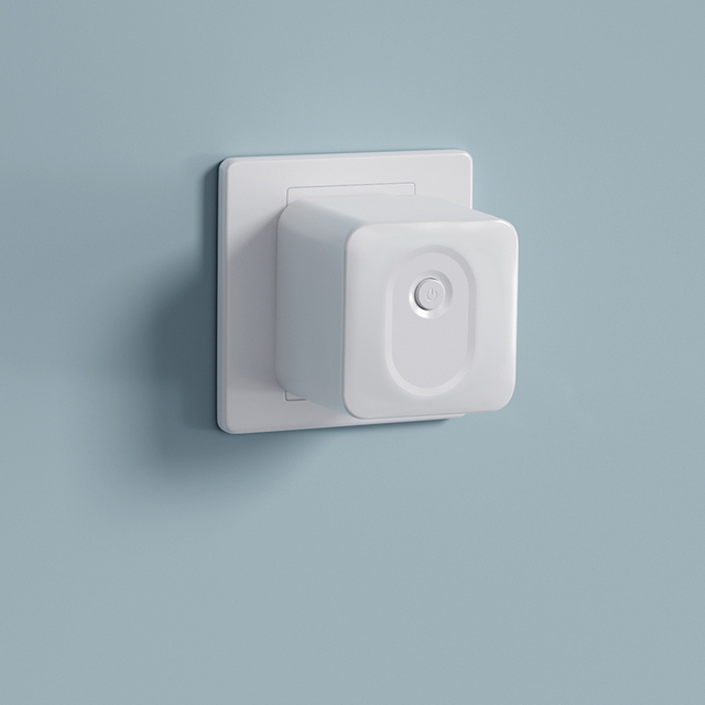 Shunhong 150VA Small Power Voltage Converter, 220V To 110V, Designed for Curling Iron And Other Small Appliances. Made of Pure Copper, High Conversion Efficiency And Stable Performance. 